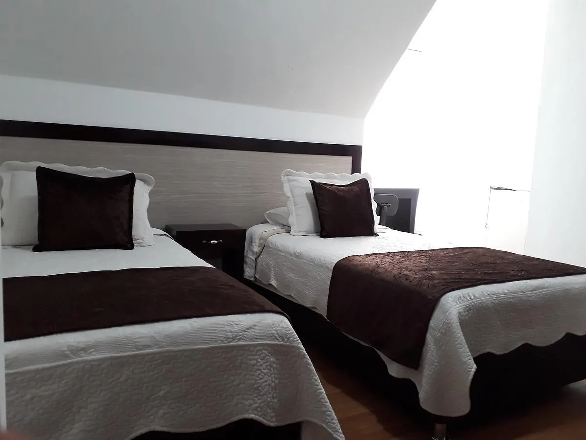 Hotel Eco Boutique Torre II Bogota 3*,